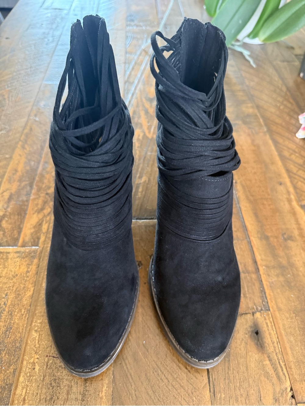 Fergalicious Wicket Black Strappy Fringe Booties 9.5